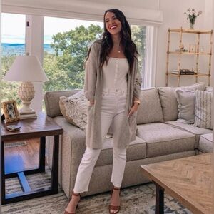 NWT DONNI. Ribbed Cream Cardigan Size: OS